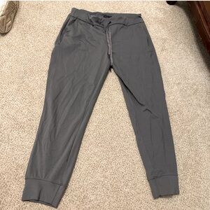 Grey Adrienne Vittadini Joggers | Large